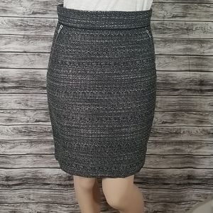 Cute H&M Black &White Skirt Size 6